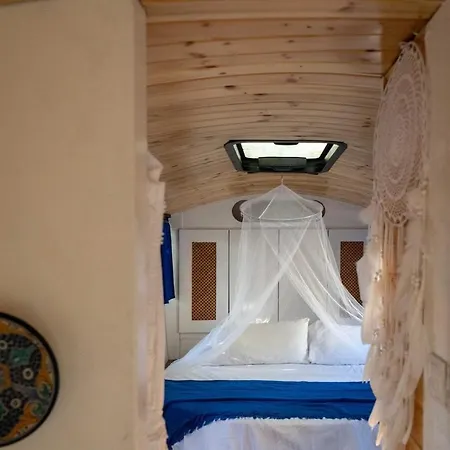 Vamosbus Luxury tent *