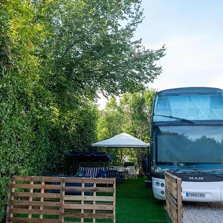 Vamosbus Luxury tent *